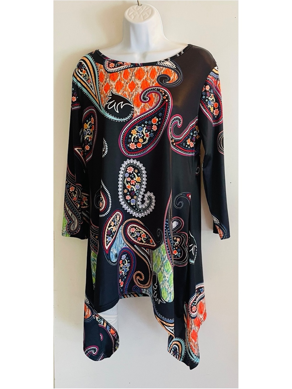 White Mark Marlene tunic top